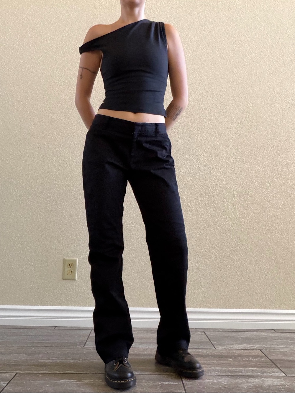 Vintage y2k Calvin Klein low rise straight leg black trouser pants